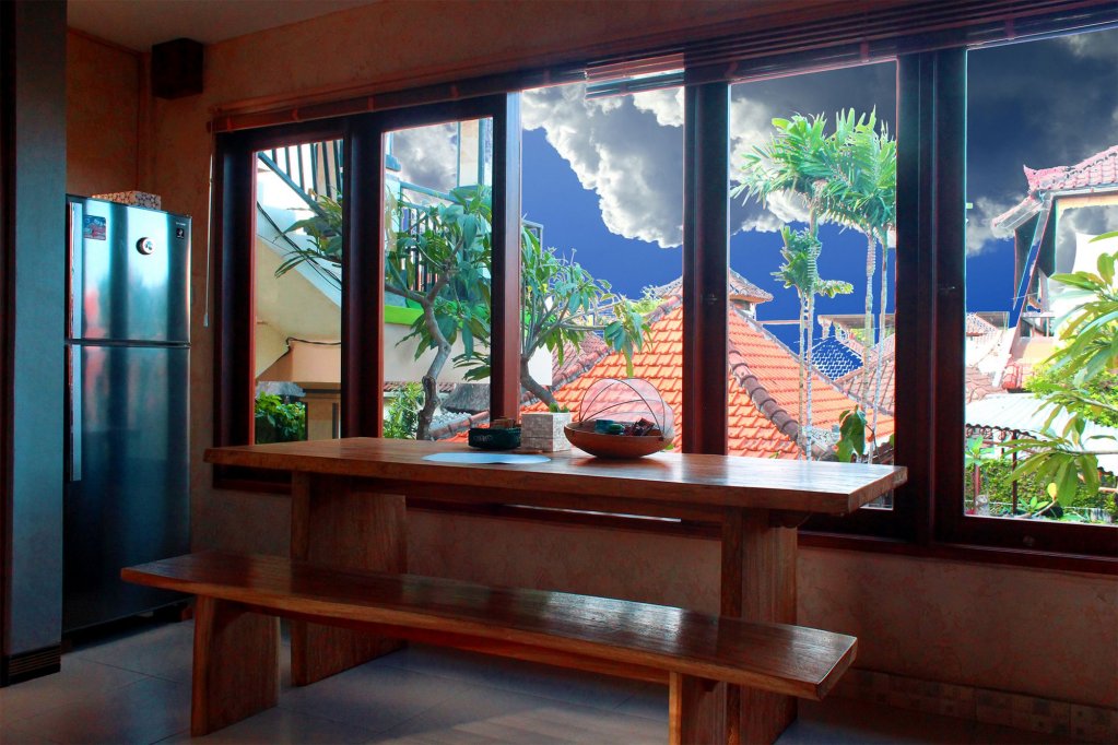 Фото CR Tris Rooms Seminyak