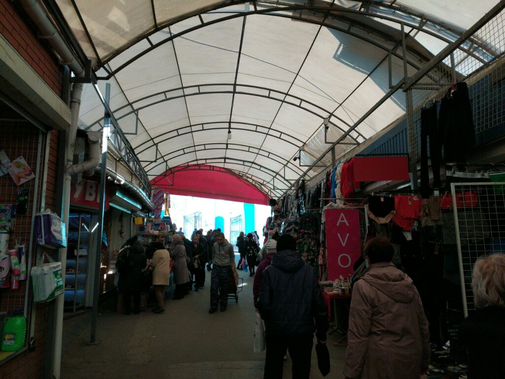 Clothing market Вещевые ряды, Simferopol, photo