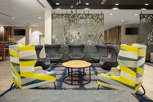 Гостиница TownePlace Suites by Marriott Orlando Airport в Орландо
