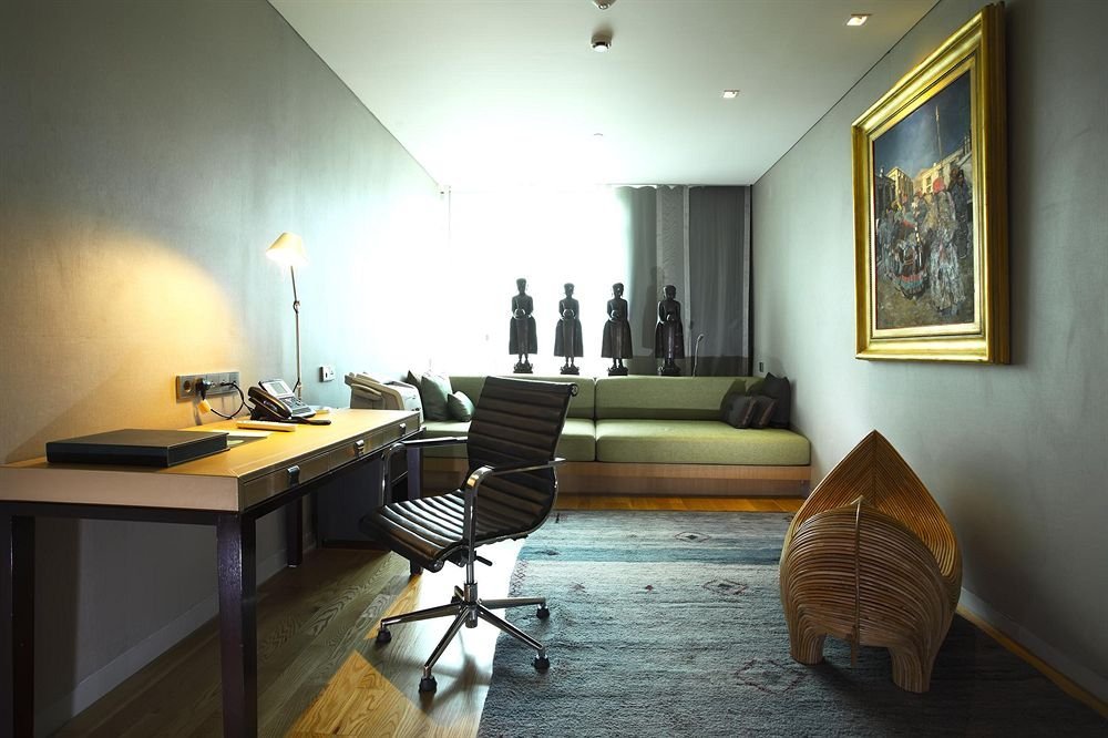 Фото Maduzi Hotel Bangkok