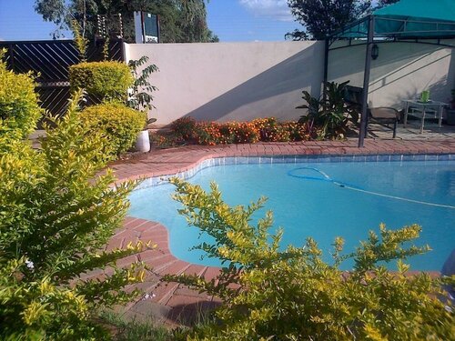 Гостиница Comfort Palace Guesthouse Kasane