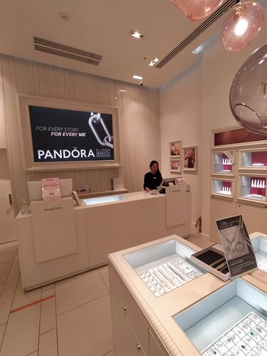jewelry s store s Pandora Galleria in specifics praspiekt
