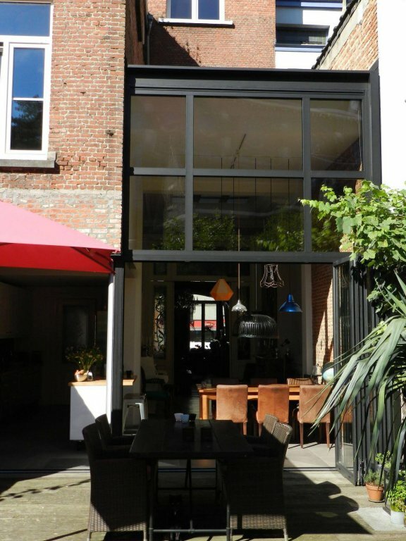 Гостиница Bed & Breakfast Guesthouse Leman в Антверпене