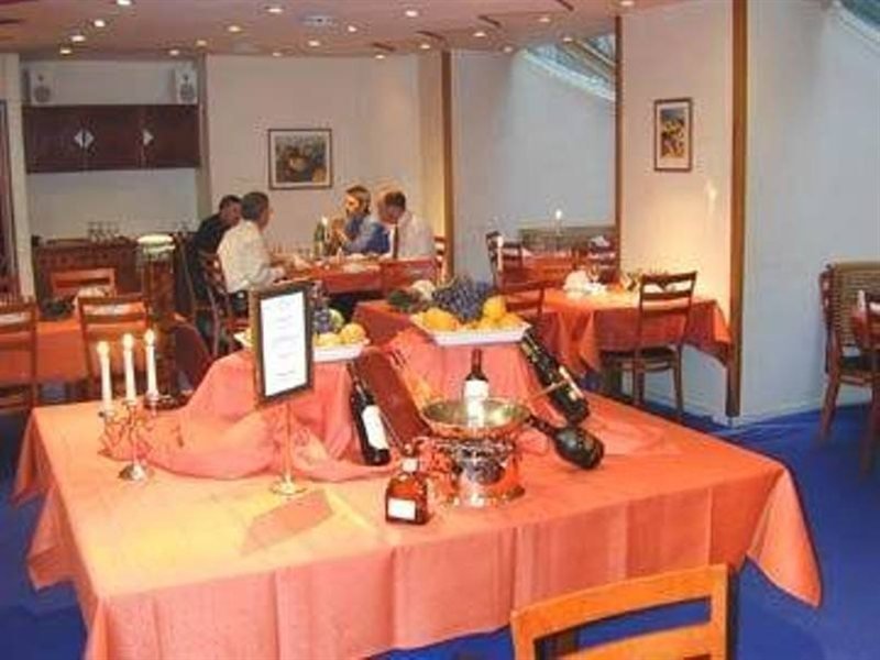 Фото Savoy Hotel