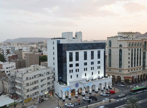 Гостиница Zaha Al Madina Hotel 2 в Медине