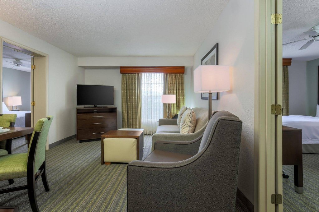 Фото Homewood Suites by Hilton Philadelphia Great Valley