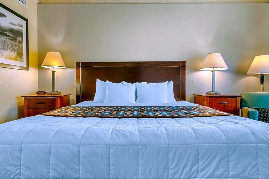 Фото Rodeway Inn