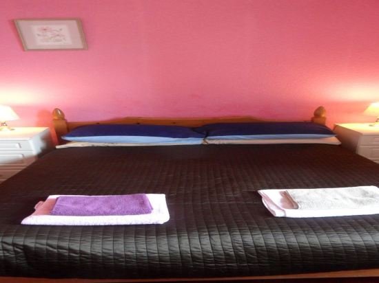 Фото Thornfield Guest House