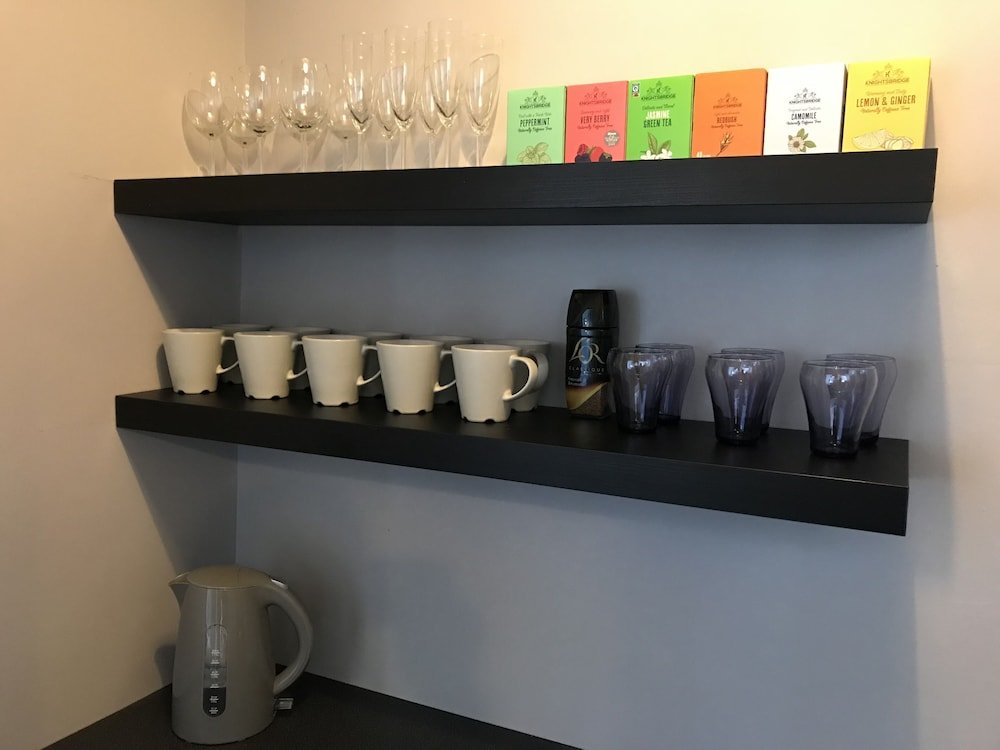 Фото Inn Cardiff