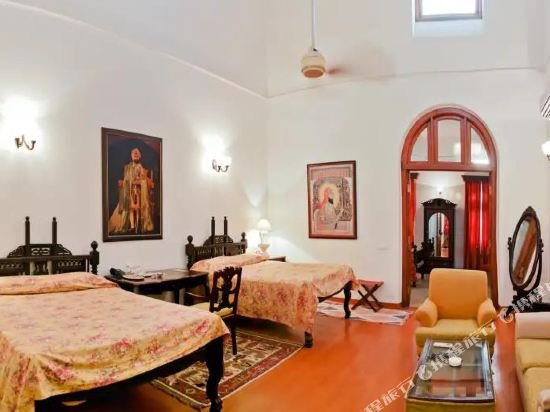 Фото Neemrana's Baradari Palace