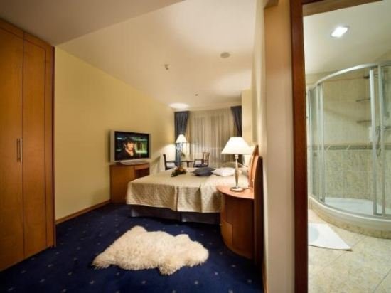 Фото Ramada by Wyndham Prague City Centre