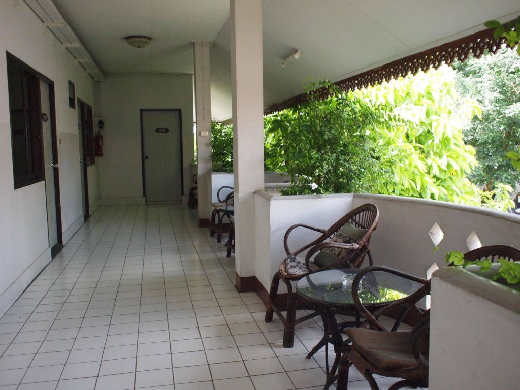 Фото RoongRuang Hotel