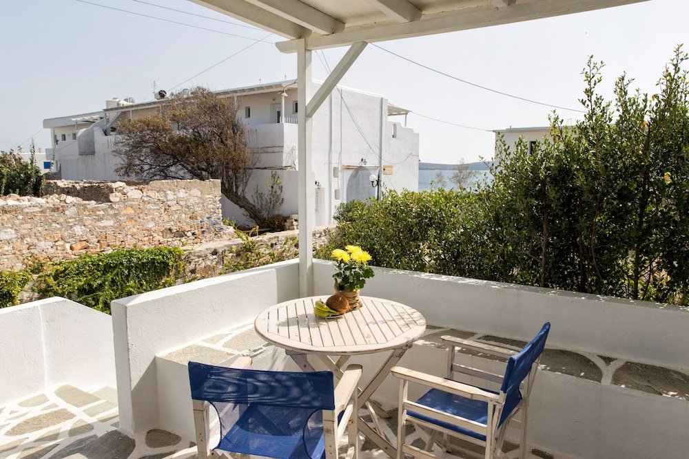 Фото Blue Waves Suites & Apartments To Kyma