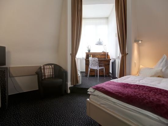 Фото Hotel Kronprinzen