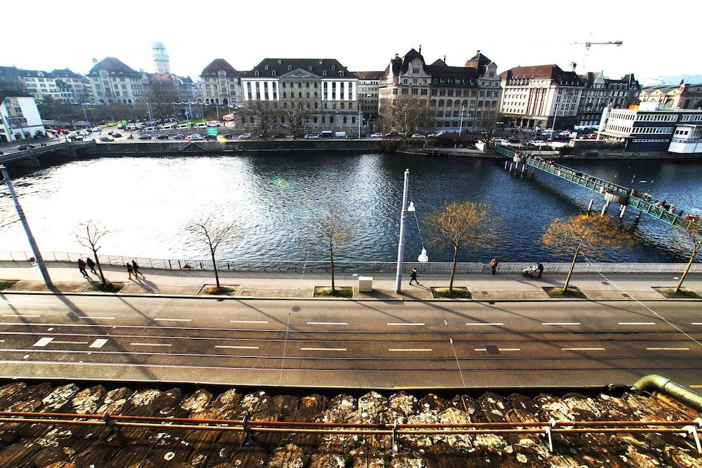 Фото Zh Niederdorf i - Hitrental Apartment