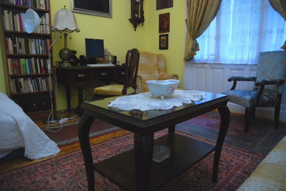 Фото Central Square Apartments