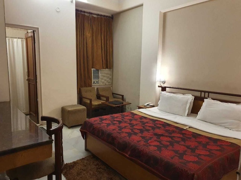 Фото Hotel Corbett Kingdom