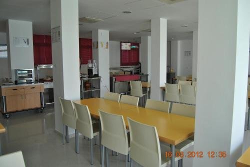 Фото Albergue Inturjoven Jerez de la Frontera - Hostel