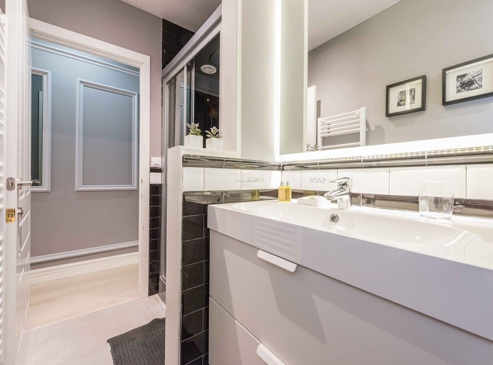 Фото L&H La Latina Selection