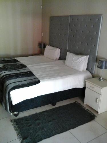 Фото Village Boutique Hotel