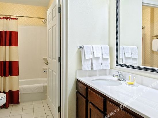 Фото Residence Inn by Marriott Tampa Downtown