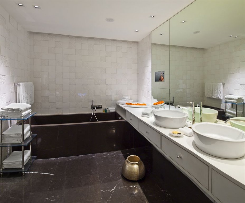 Фото Taj Mahal Tower