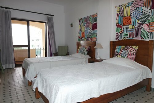 Гостиница A15- Cliffside Beach Apartment by Dreamalgarve