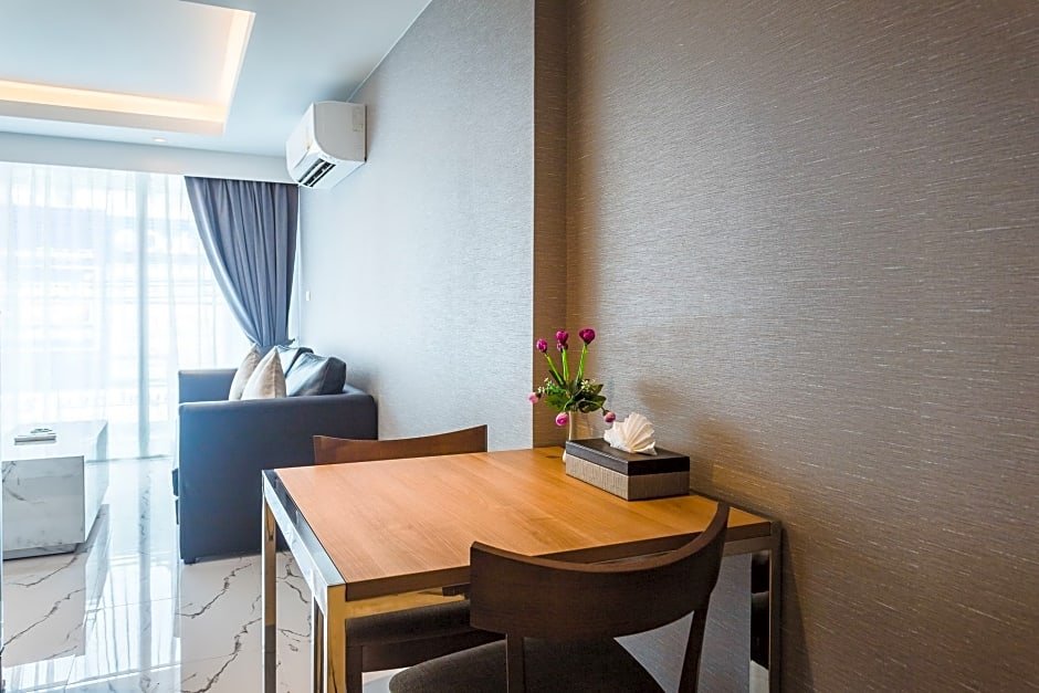 Фото Patong Bay Residence