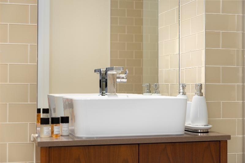 Фото MySquare Apartments Canary Wharf