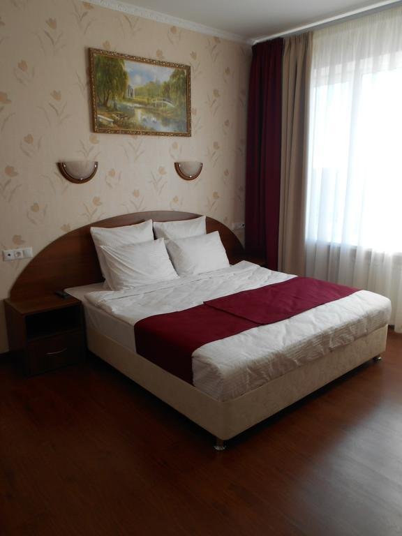 Фото отеля 2