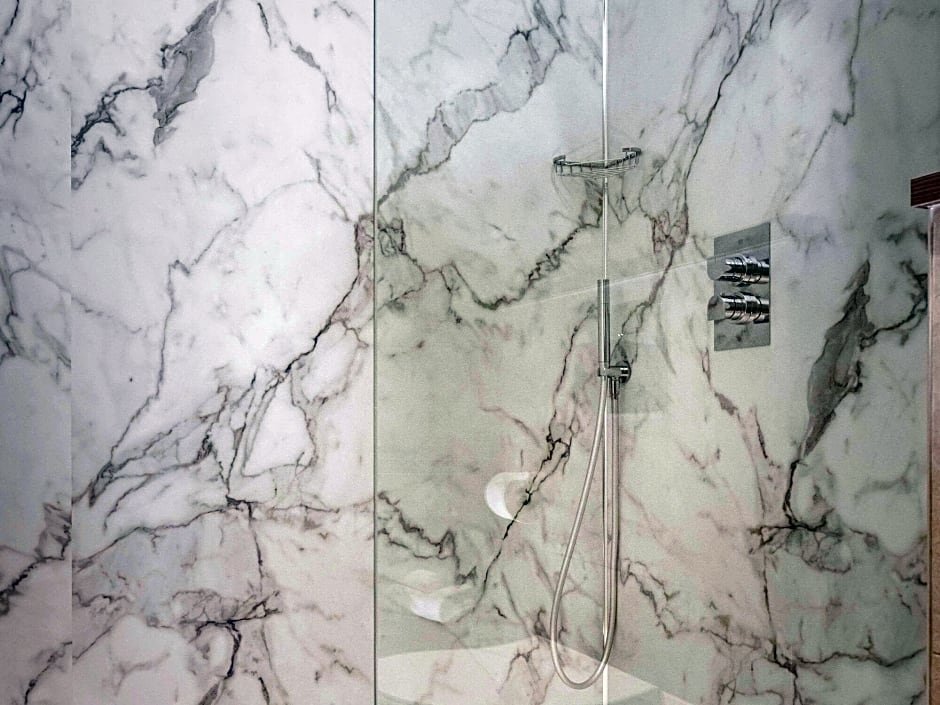 Фото Mercure Milton Keynes