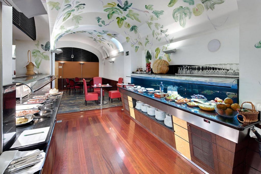 Фото Hotel Medinaceli