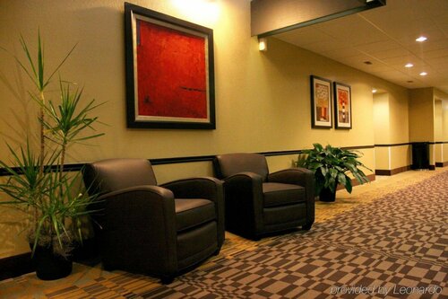 Гостиница Baymont Inn & x26; Suites Provo River в Прово