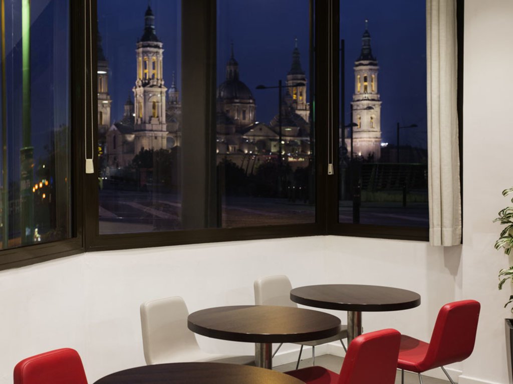 Фото Ibis Zaragoza Centro