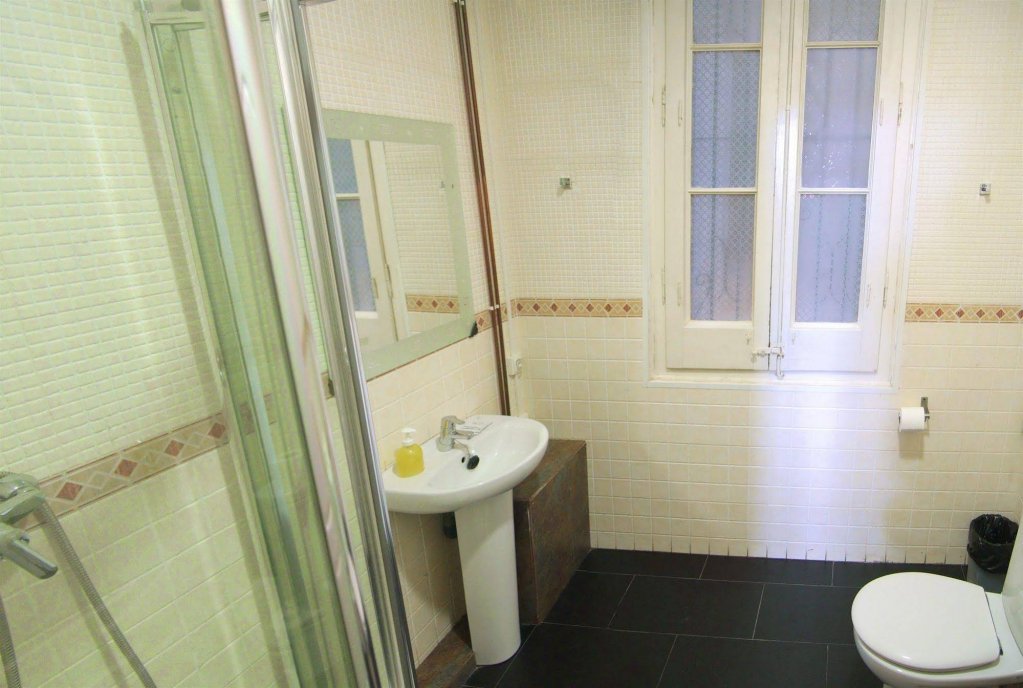 Фото Lenin Hostel Barcelona