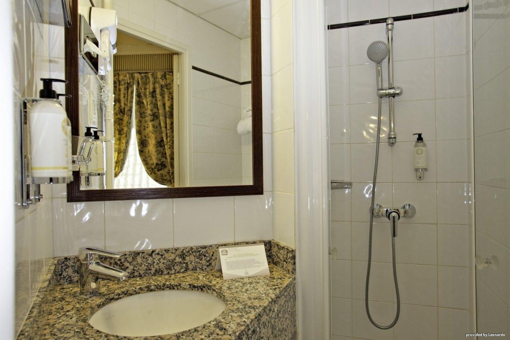 Фото Hotel Ducs de Bourgogne