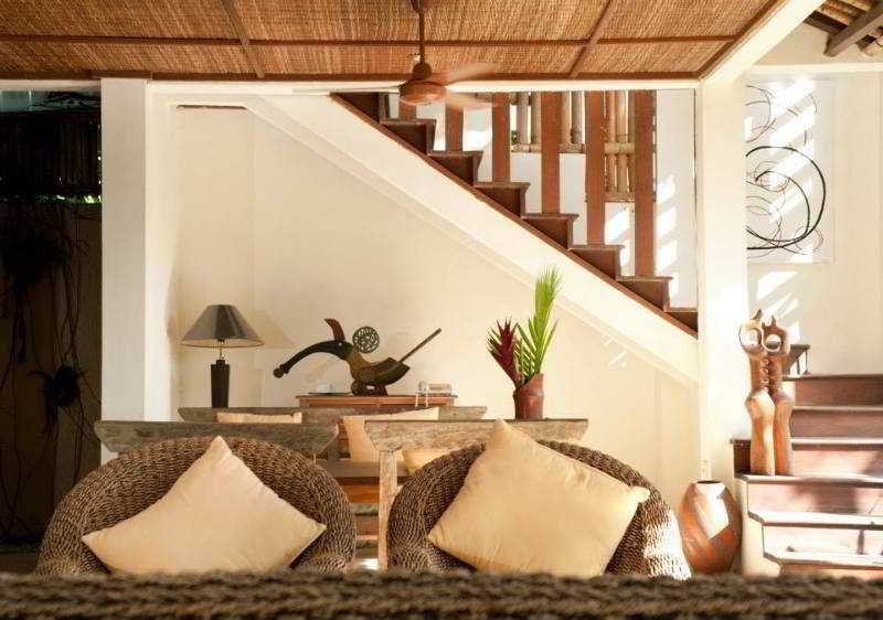 Фото Gajah Biru Bungalows