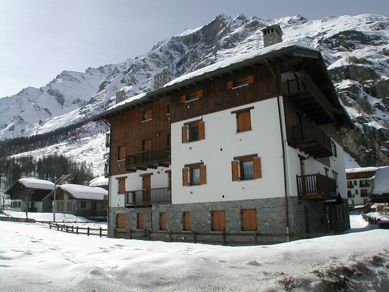 Гостиница Case Gran Paradiso Villaggio Diffuso