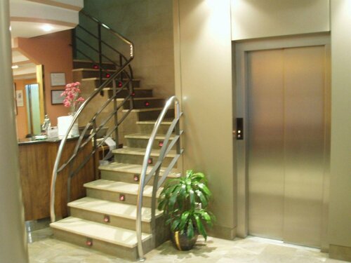 Внешний вид отеля Hotel Carreño в Овьедо, фото 4