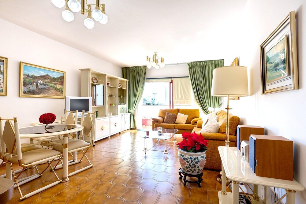 Фото Apartment With 3 Bedrooms in Las Palmas de Gran Canaria, With Wonderfu