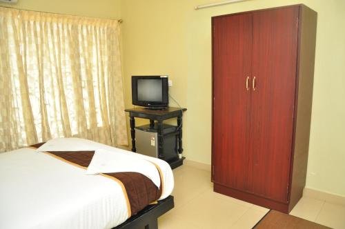 Фото Hotel Rajam