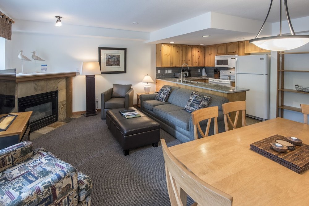 Фото Valhalla Vacations at Whistler