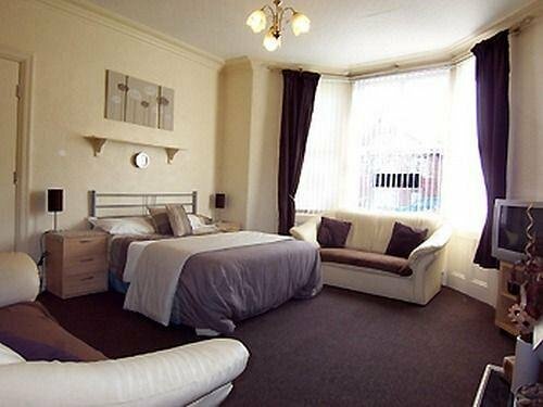 Hotel Chomley Self Contained Holiday Flats, Scarborough, photo