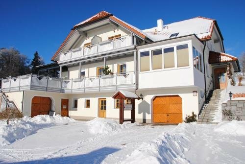 Гостиница Gästehaus Pension Lang