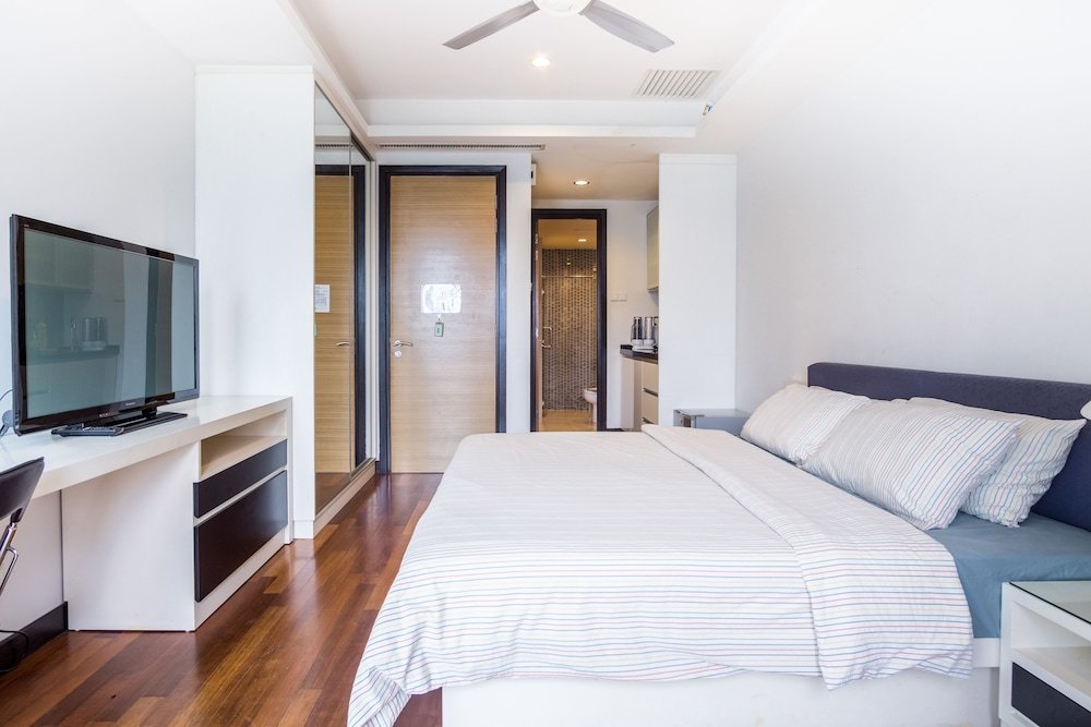 Фото Yelloduck Rooms & Apartments @ Casa Residency