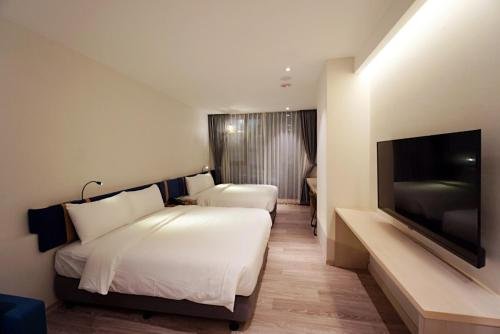 Фото Explore Hotel