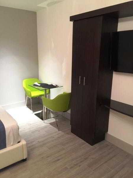 Фото Seaside All Suites Hotel, a South Beach Group Hotel