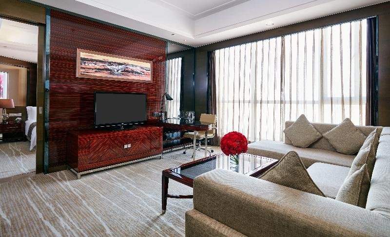 Фото Crowne Plaza Shenzhen Longgang City Centre, an Ihg Hotel