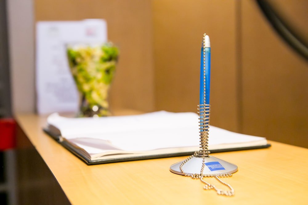 Фото Logis Hotel Restaurant des Acacias Lille Tourcoing