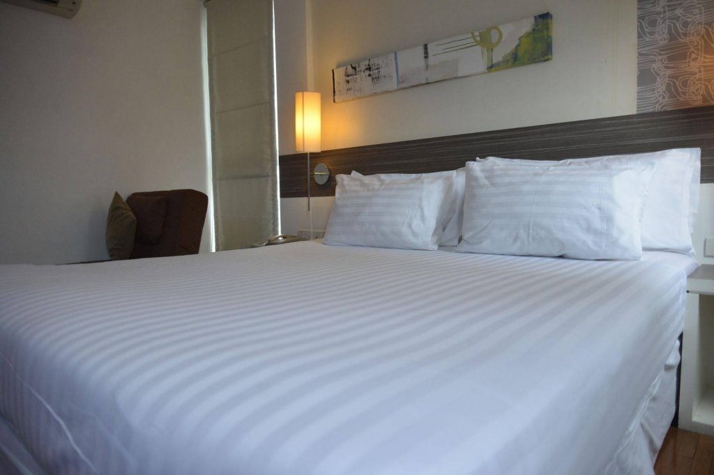 Фото The Mini R Ratchada Hotel